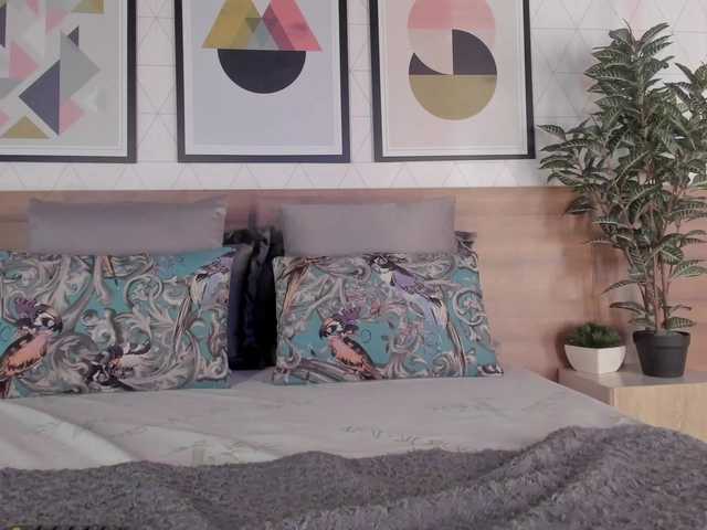 VioletMuller live webcam show