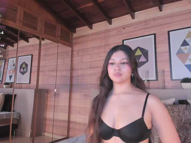 VioletMuller live cam on BongaCams