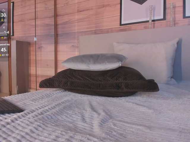 VioletMuller live cam preview