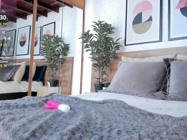 VioletMuller live cam on BongaCams