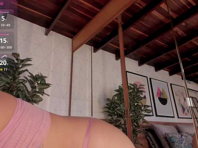 VioletMuller live cam on BongaCams