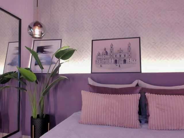 VioletMuller live cam on BongaCams