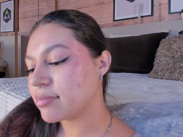 VioletMuller live cam on BongaCams