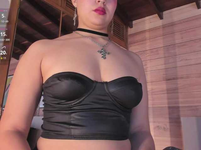 VioletMuller live cam preview