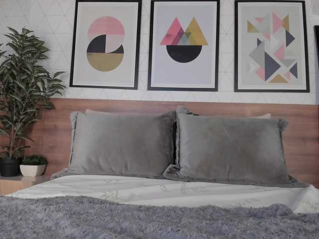 VioletMuller live webcam show