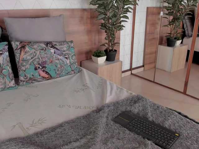 VioletMuller live cam on BongaCams