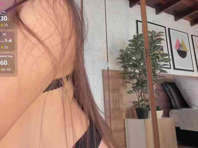 VioletMuller Live Webcam on BongaCams