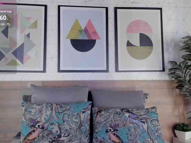 VioletMuller webcam