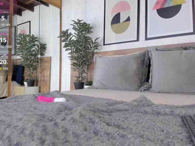 VioletMuller webcam