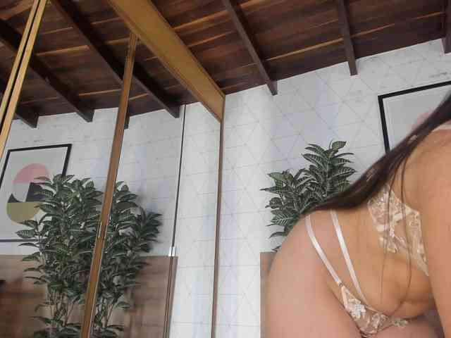 VioletMuller webcam