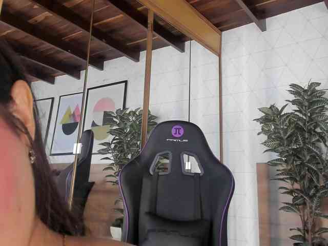 VioletMuller webcam