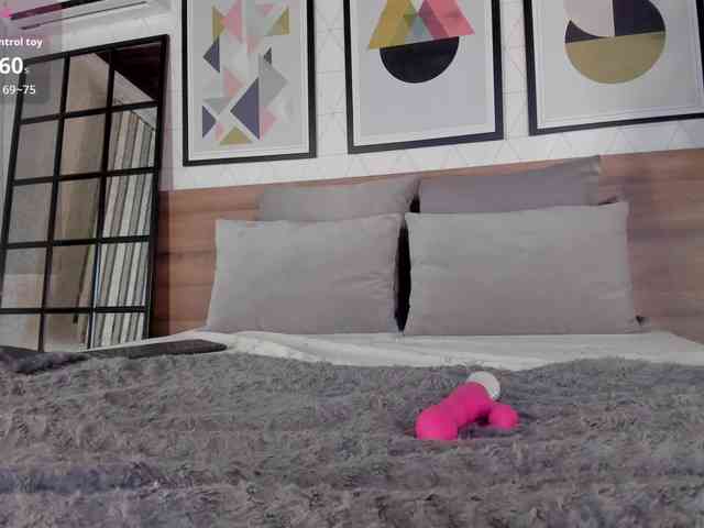 VioletMuller webcam