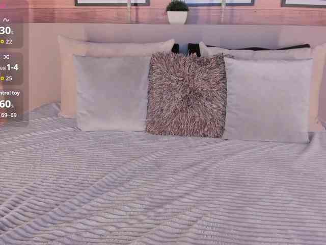 VioletMuller webcam