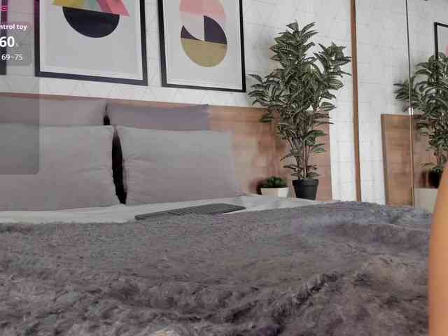 VioletMuller webcam