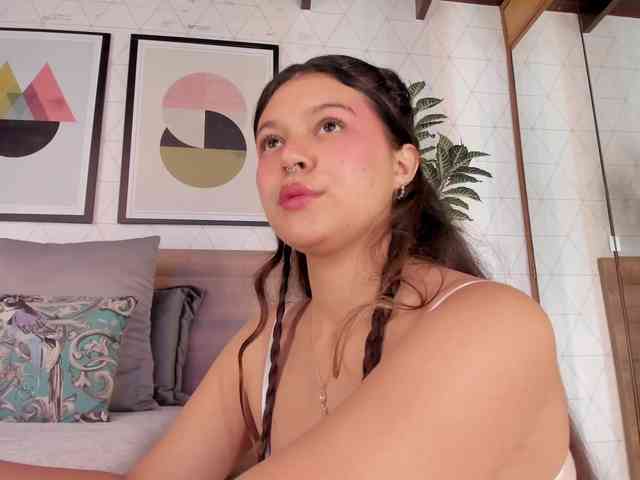 VioletMuller webcam