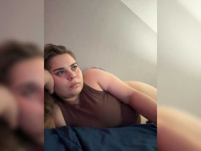 yours-13 live cam on BongaCams