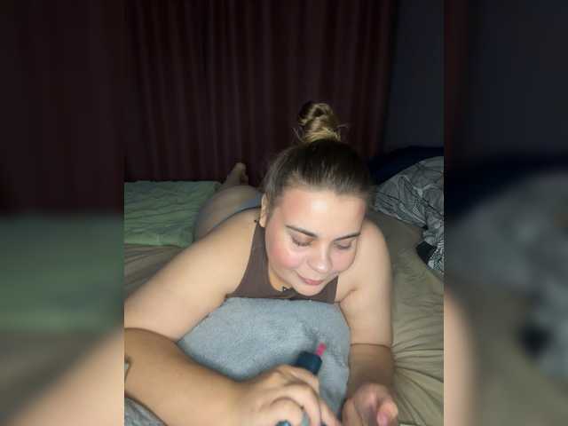 yours-13 live cam on BongaCams