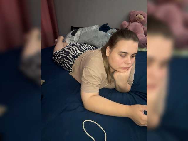yours-13 live cam on BongaCams