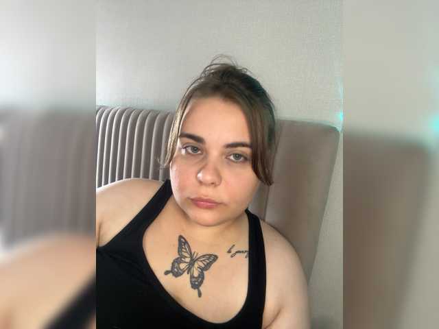 yours-13 live cam on BongaCams