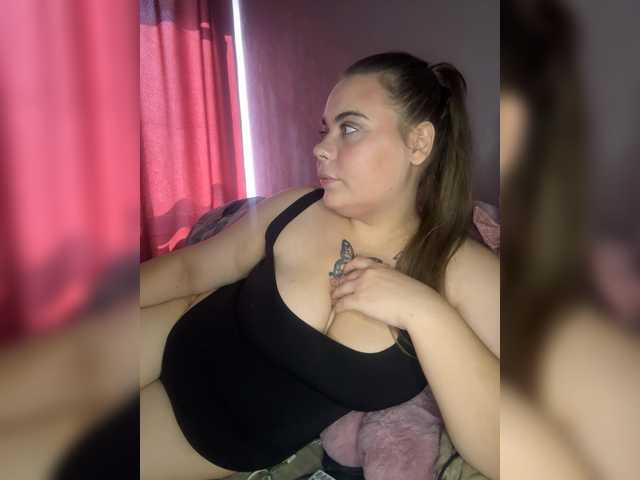 yours-13 live cam on BongaCams