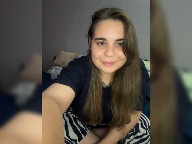 yours-13 live cam on BongaCams