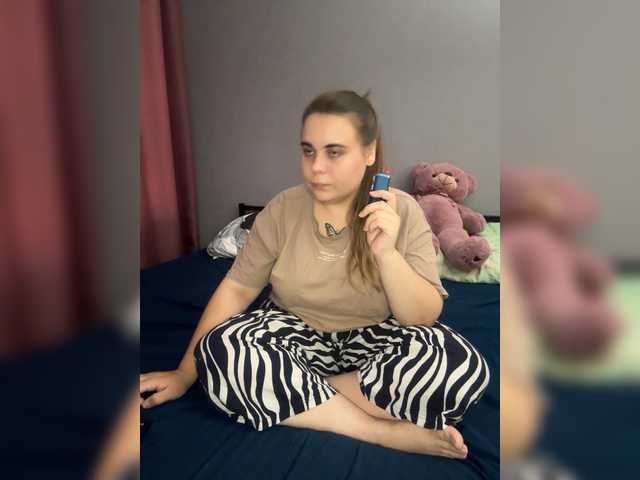 yours-13 live cam on BongaCams
