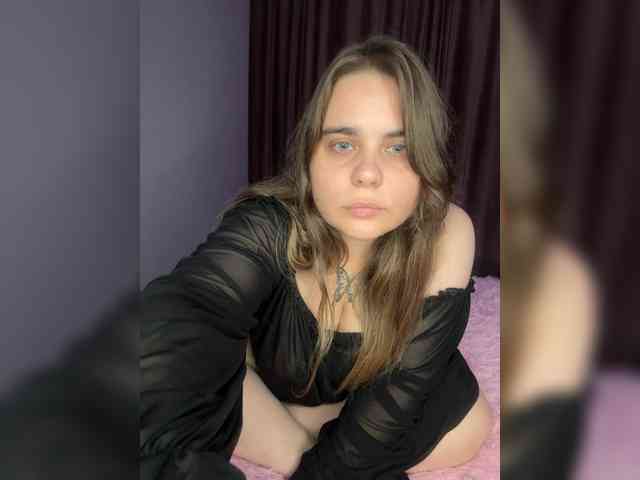 yours-13 webcam