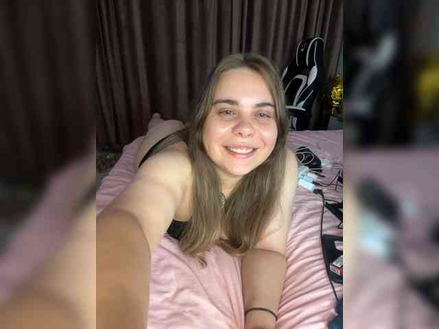 yours-13 webcam