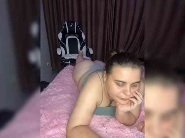 yours-13 webcam