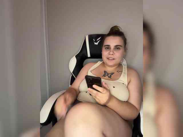 yours-13 webcam