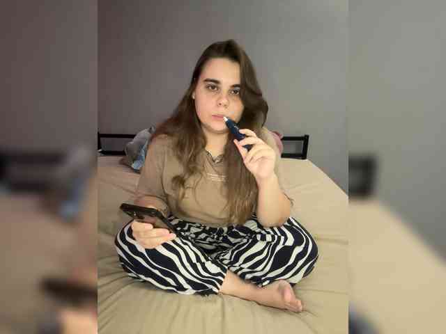 yours-13 webcam