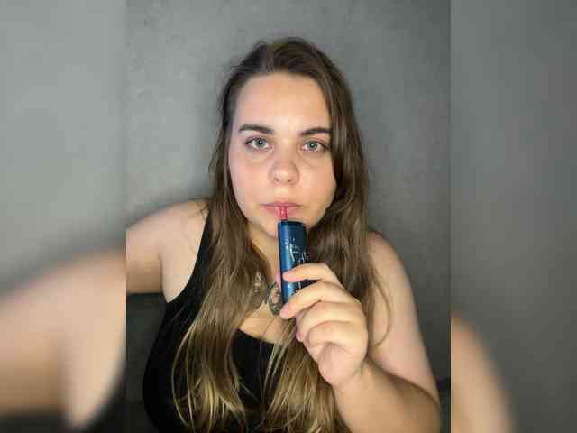 yours-13 webcam