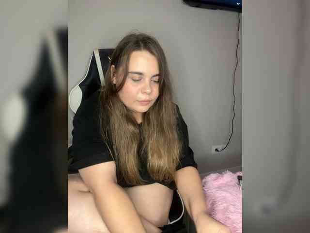 yours-13 webcam