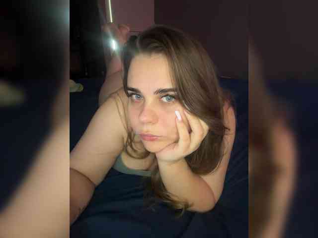 yours-13 webcam