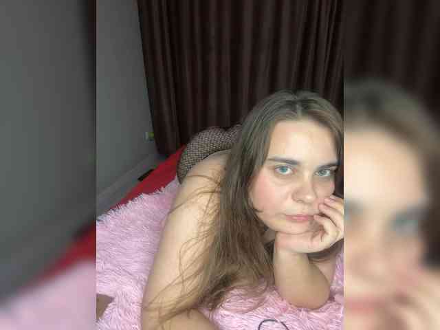 yours-13 webcam