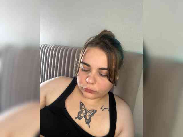 yours-13 Live Webcam on BongaCams