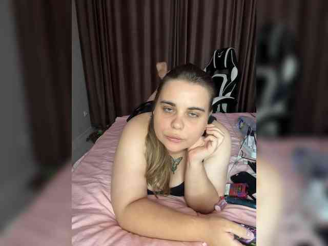 yours-13 webcam