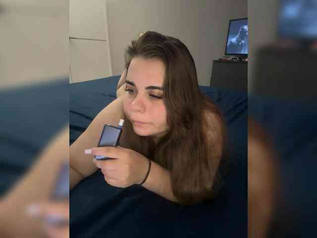 yours-13 webcam