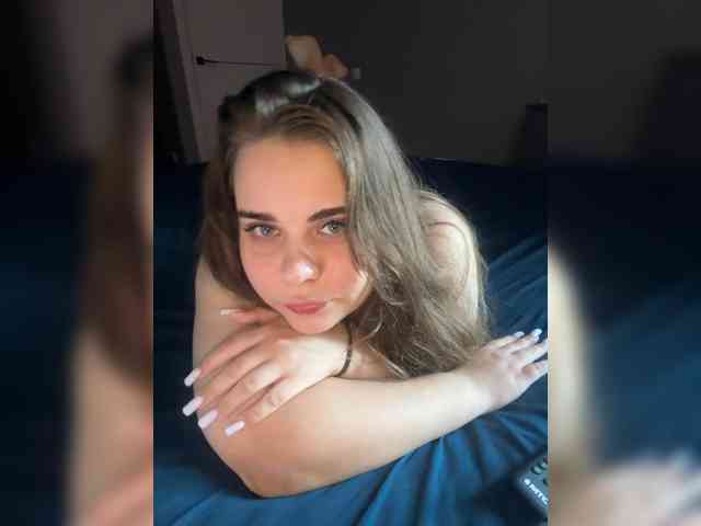 yours-13 webcam
