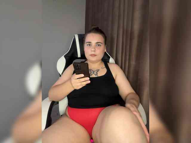 yours-13 webcam