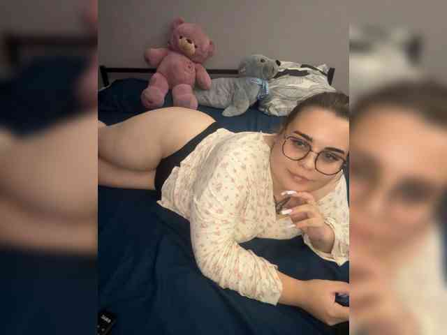 yours-13 webcam