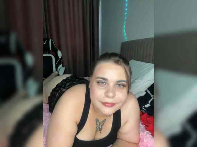 yours-13 webcam