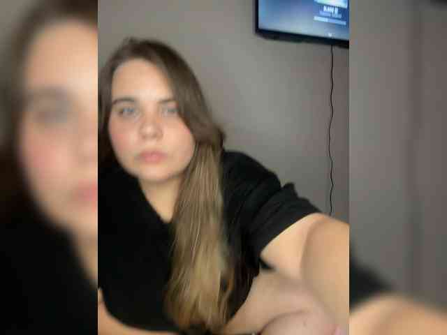 yours-13 webcam