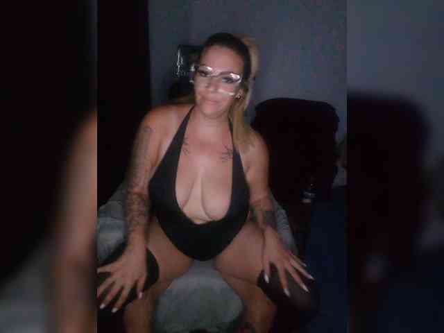 rasselaura9 webcam
