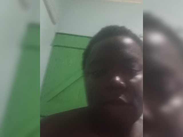 LuxeEbony