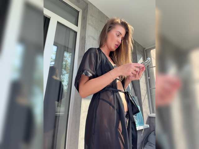 sweetsin1 live cam on BongaCams
