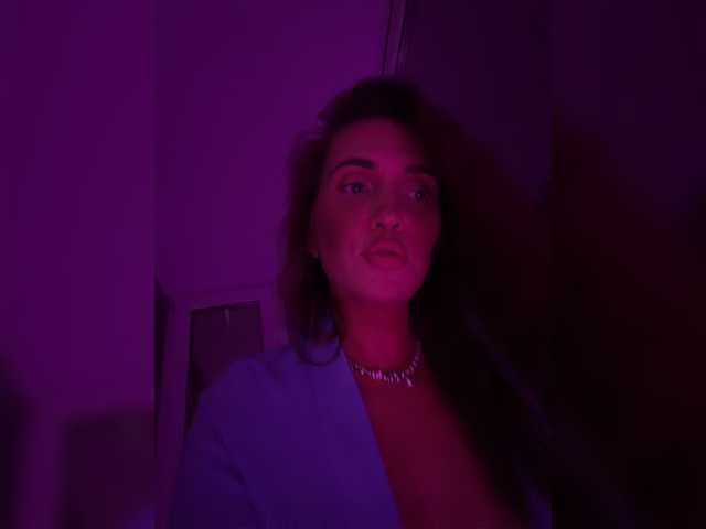 sweetsin1 live cam on BongaCams