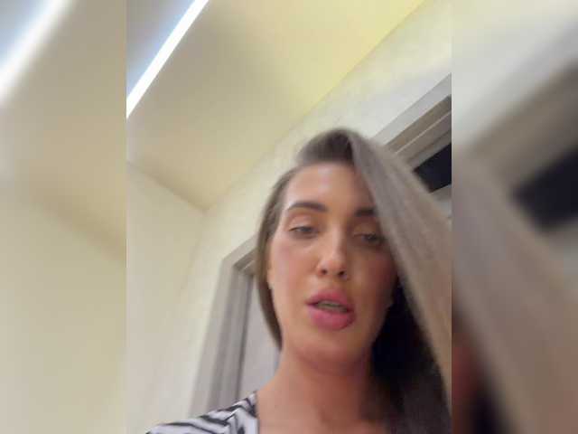 sweetsin1 live cam on BongaCams