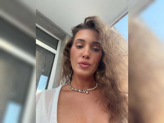 sweetsin1 live cam on BongaCams
