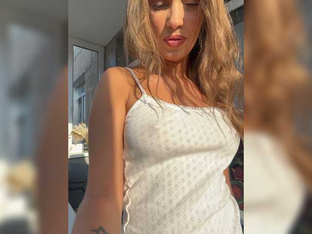 sweetsin1, en directo ahora en BongaCams